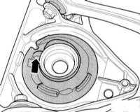  Снятие и установка амортизатора/разборка амортизационной стойки Audi A4